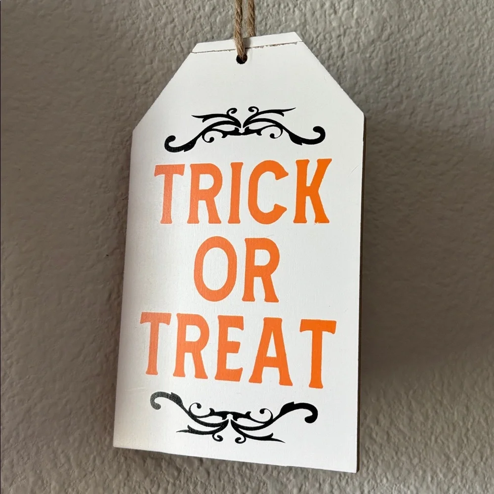 Target Halloween Hanging Tags - Orange, Black, White